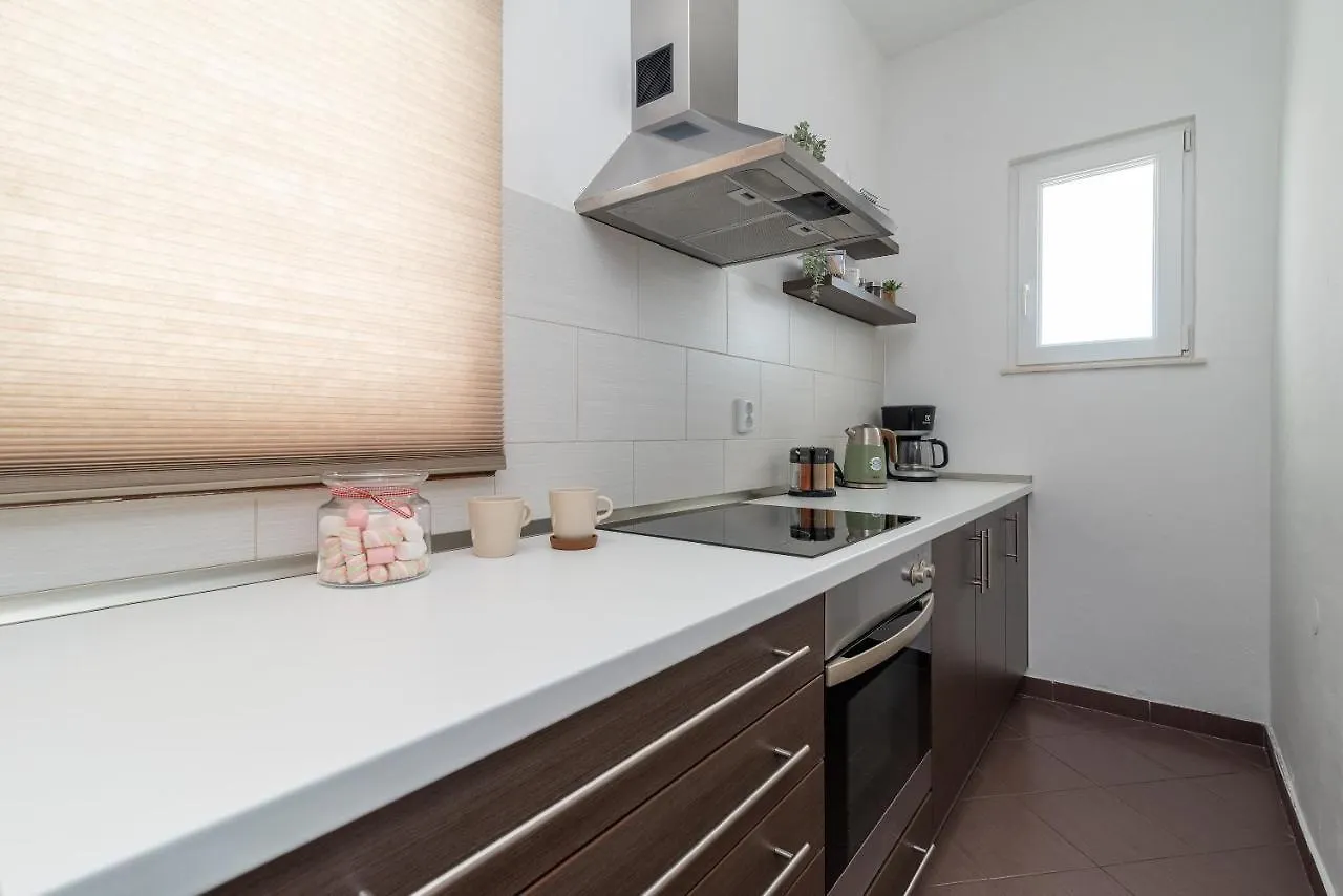 Apartment Radic-Perfect Location For Summer Activities Trogir Kroatien