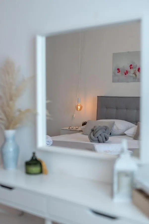 Apartment Radic-Perfect Location For Summer Activities Trogir
